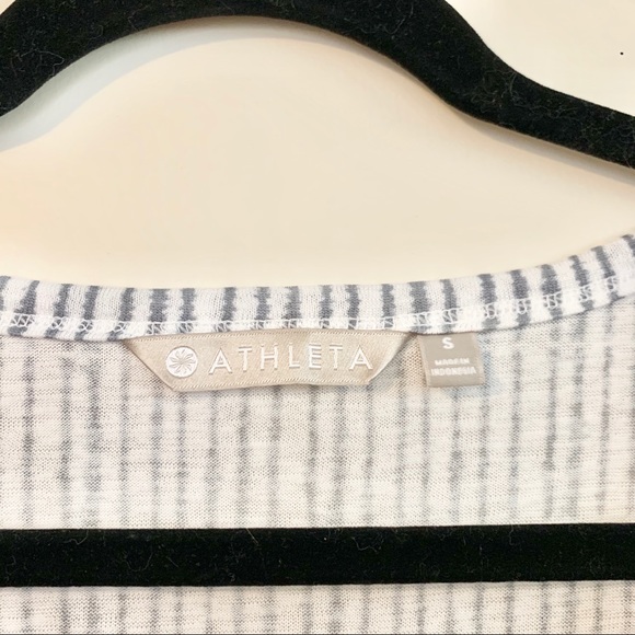 ATHLETA Breezy Scoop Muscle Tank White & Gray - Picture 4 of 7